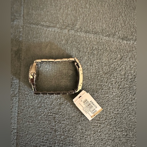 NWT (no box) Fossil Colleague Watch Women Silver Tone w/ Date Pink dial  6.25" - Picture 4 of 5